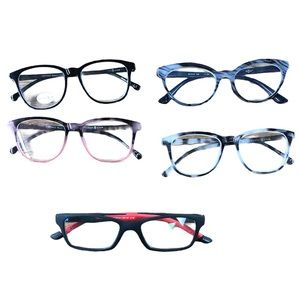 LOT OF READERS‎ MAX STUDIO SPORTS +1.5